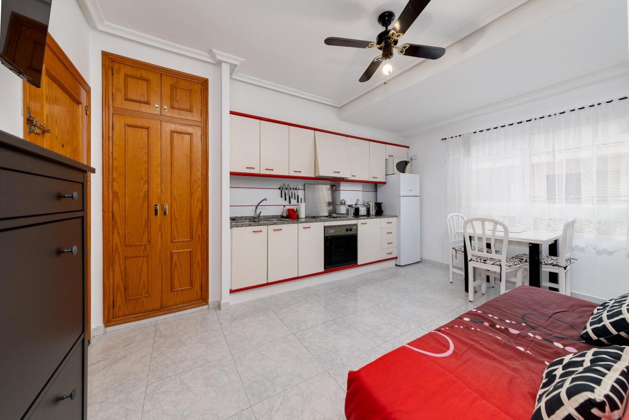 Lovely Apartment Near The Sea Torrevieja Exterior foto