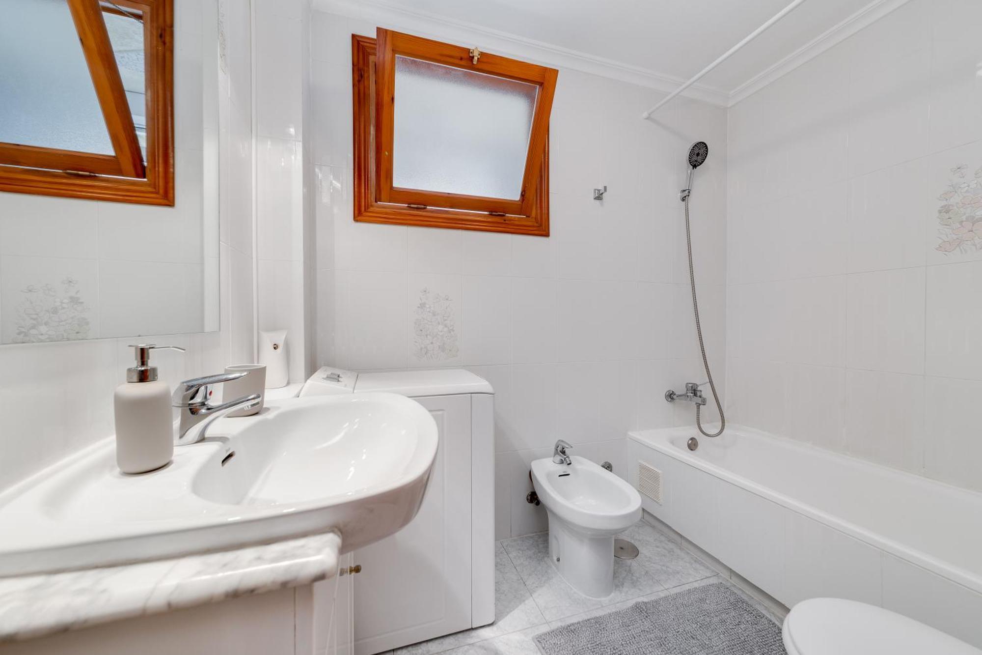 Lovely Apartment Near The Sea Torrevieja Exterior foto